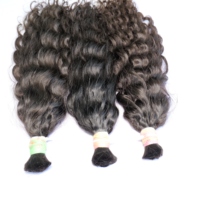 Extensions de cheveux humains vierges Remy bouclés en gros, double trame, tissage à la machine, indiens, ondulations profondes lâches, sans nœuds ni perte