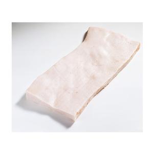Peau de graisse de dos de porc frais et congelé pour les grossistes, les fabricants d'aliments et les restaurants-de haute qualité et abordable - Product Image 2