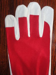 Gants de travail de sécurité durables pour les travailleurs industriels, les chantiers de construction et les tâches mécaniques avec un ajustement confortable - Product Image 3