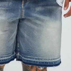Nuevo 2025, pantalones cortos de mezclilla con dobladillo de bordes crudos azules de verano de alta calidad personalizados por fabricante, pantalones cortos de mezclilla para hombre, pantalones cortos holgados informales de ajuste limpio - Product Image 5