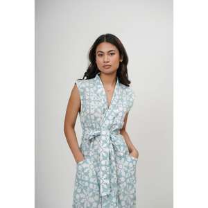 ชุดเดรสผ้าฝ้ายพิมพ์ลายดอกไม้สีฟ้าอ่อน ทรงพันรอบตัว ยาวคลุมเท้า สไตล์โกธิค คอวี แขนสั้น ผูกเชือก ลำลอง สำหรับฤดูร้อน - Product Image 3