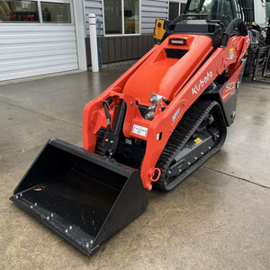 Chargeuse compacte Kubota SCL1000 d'occasion EPA Kubota Diesel 25 CV Mini pelleteuse 4 en 1 Godet Mini chargeuse compacte d'occasion - Product Image 6