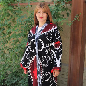 Chaqueta Larga Bordada para Mujer, Chaqueta Larga Suzani de Alta Calidad para Mujer, Colección de Invierno, Vestidos Casuales para Toda Ocasión - Product Image 1