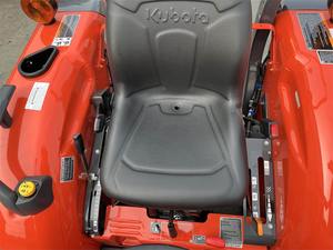 Tractor de Alto Rendimiento L2502HST de 70 CV con Tracción en las 4 Ruedas, Caja de Cambios de Engranajes y Bomba - Precio Bajo - Product Image 6