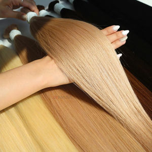 Extensiones de cabello humano Remy virgen de 28 pulgadas al por mayor, doble ahogamiento, 100 gramos, sedoso, sin desprendimiento, colores claros, estilo ondulado Natural - Product Image 1