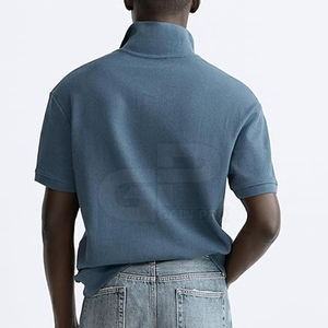 Camisa Ligera con Cuello Johnny para Hombre, con Ajuste Cómodo, Tela Transpirable y Estilo para Uso Diario - Product Image 4