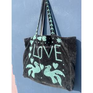 Bolsos Suzani de Terciopelo Indio, Bolsos de Compras Bordados a Mano, Bolsos de Viaje para Mujer, Bolsos de Compras con un Bolsillo, Diseño de Amor y Pájaros - Product Image 3