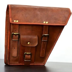 Bolsa lateral de cuero para motocicleta personalizada de Navidad - Product Image 1