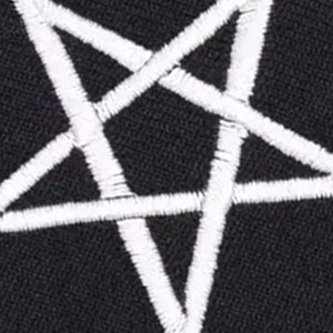 Meilleure qualité grande lettre broderie patchs TEPRA SPORTS nouveaux patchs coeur fleur école Clubs chapeau usine taux feutre - Product Image 6