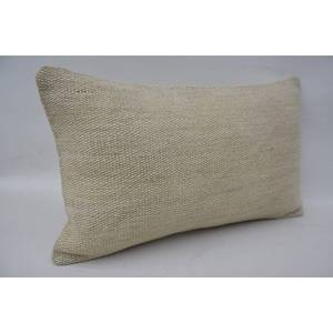 Almohada Kantha de lana beige 12x20 pulgadas Patrón vintage tejido con diseño bordado - Product Image 2