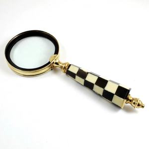 Lupa de Aumento 10X con Marco de Metal Vintage, Mango de Latón Macizo, Lentes de Aumento Premium con Borde de Latón - Product Image 6