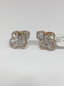 Pendientes de diamantes de oro blanco de 14 quilates con certificación IGI Producto aprobado HUID - Product Image 4