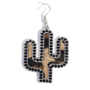 Boucles d'oreilles en cuir de vachette les plus récentes du service OEM Boucles d'oreilles en cuir de vachette sur mesure Quantité en vrac Boucles d'oreilles en cuir de vachette - Product Image 3