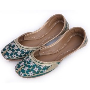 Pakistani Girls Khussa Shoes Beaded Traditional Handmade Mehndi Wedding Stones Good Quality Fancy Stylish <b>Jutti</b> - Product Image 3