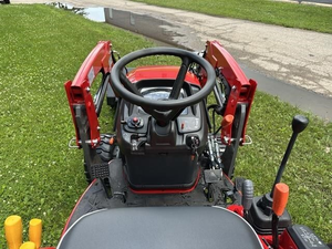 รถแทรกเตอร์การเกษตร Massey Ferguson 1GC.23  4WD ใหม่เอี่ยมราคาถูก  เครื่องยนต์ 40/50/60/85 แรงม้า  ระบบขับเคลื่อน 4 ล้อ  รวมปั๊มและเกียร์ - Product Image 4