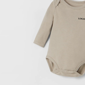 ชุดเสื้อผ้าเด็กเกิดใหม่ชุดบอดี้สูทรอมเปอร์แบบเรียบสำหรับฤดูร้อนโลโก้ตามสั่ง - Product Image 4