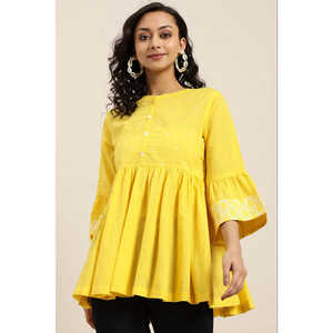 Blusa de Mujer con Mangas Campana Bordadas en Amarillo, de Algodón y Lino Popelín con Estampado Floral, Talla XL, con Volantes Asimétricos para Fiestas Casuales - Product Image 3