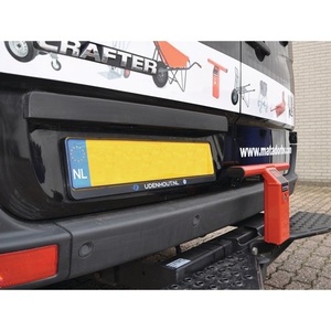 อุปกรณ์ล็อคพื้นที่เก็บสัมภาระสำหรับรถบ้าน MATADOR Bull-Lock 2 ผลิตจากเหล็กเคลือบสีฝุ่น น้ำหนัก 4.7 กก. สีแดง ขนาด ยาว 410 x กว้าง 100 x สูง 260 มม. - Product Image 3