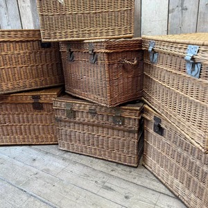 Durable Eco-Friendly Modern Natural Rattan <b>Basket</b> <b>with</b> <b>Handles</b> for Market Shopping Food/Drink Storage & Daily Use - Product Image 1