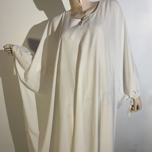 Abaya Kimono Décontractée Élégante et Modeste pour Femme Musulmane, Broderie Main, Taille XXL, Boutons, Faite à la Main, Anti-Boulochage, Respirante - Product Image 1