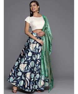 Lavisa Baby Girls LehengaCholi imprimé pour mariage en lavande avec miroir de luxe - Product Image 2