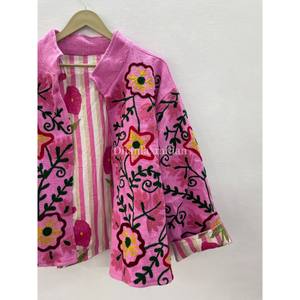 Veste d'hiver Boho Hippie pour femme faite à la main 100% coton TNT avec motif floral brodé Suzani ODM Supply - Product Image 4