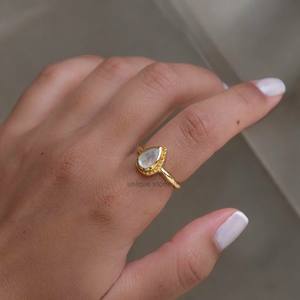 แหวนเงินสเตอร์ลิง925ทำด้วยมือพลอยสีรุ้งประดับพลอยธรรมชาติพลอยลูกแพร์ตัดด้วยเม็ดสีทองตั้งค่าอย่างดีเยี่ยม - Product Image 5