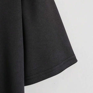 T-shirts surdimensionnés en coton pour hommes avec broderie d'impression de conception personnalisée et options OEM pour la mode d'été - Product Image 4