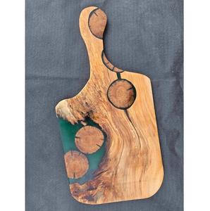 Planche à découper élégante en bois et résine avec fusion de résine d'agate, écologique, style vintage, taille et couleur personnalisables - Product Image 5