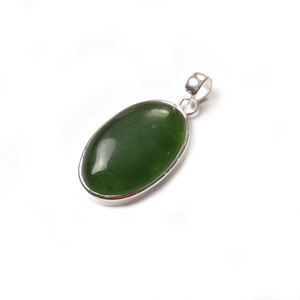 Pendentif en argent sterling 925 avec cabochon ovale en jade néphrite, vente en gros 2025 - Product Image 2