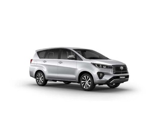 Bien entretenu utilisé pour Toyota Innova Crysta Diesel Boîte de vitesses automatique R18 Haut confort spacieux AWD Performance fiable - Product Image 3