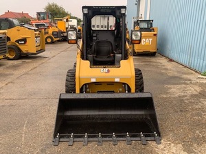 Utilizado para 216B 3 Skid Steer Loader Cargador de ruedas diésel de carga nominal de 9 toneladas con motor Huade PLC y bomba de alta eficiencia - Product Image 3