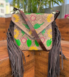 Sacs à main faits à la main en cuir sculpté de style occidental à larges franges pour femmes en cuir repoussé vert sacs à main de créateur de haute qualité sac à main - Product Image 4