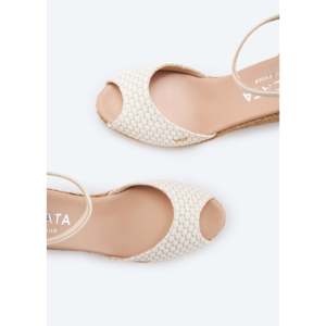 Aiguafreda sandalo con zeppa in tela in edizione limitata - Product Image 4
