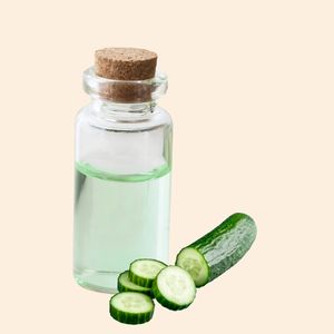 Extrait de concombre O.S. |   Extrait liquide d'herbes naturelles |   Soluble dans l'huile |   Sans cruauté envers les animaux |   Formulations pour les soins de la peau et des cheveux |   1 Litre - Product Image 1