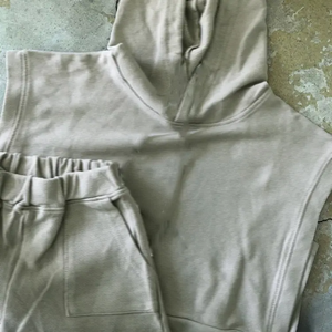 Ensemble de shorts d'hiver pour adultes, coupe-vent, respirant, couleur unie, haut à capuche et shorts, tenue en coton unisexe - Product Image 4