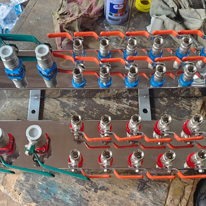 Colector de Agua Dubey International 10 Entradas y 10 Salidas para Mascotas con Válvula de Bola, Componentes Principales, 2 Años de Garantía - Product Image 1