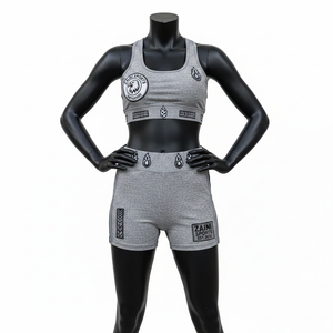 Conjunto de shorts premium para mujer, de poliéster y elastano elástico GSM, gris y negro, con panel gráfico en la cintura y logo termoadhesivo, conjunto de shorts de algodón para mujer - Product Image 6