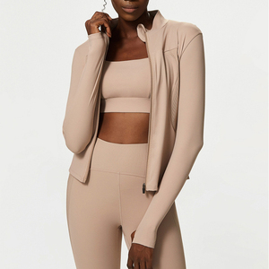 Vêtements de sport 3 pièces Ensemble de yoga grande taille Tenue de sport pour femmes Fitness Ensemble de vêtements de sport personnalisés Ensembles d'entraînement Gym Fitness - Product Image 5