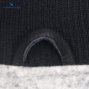 เสื้อแจ็คเก็ตวาร์ซิตี้แบบมีปกตั้งสำหรับผู้ชาย ผ้าขนสัตว์ 100% ระบายอากาศได้ดี เหมาะสำหรับฤดูหนาว  ออกแบบลายปักด้านหน้าตามสั่ง - Product Image 6