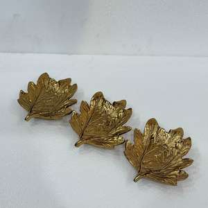 Ensemble de 3 bols à fruits secs de style classique, design classique avec finition plaquée or, bol à feuilles fait à la main pour l'occasion du mariage - Product Image 4