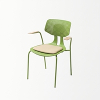 Chaise de bureau moderne en maille, accoudoirs réglables en hauteur, dossier ouvert, design ergonomique, pieds en métal, siège pivotant empilable