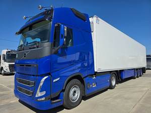 Semirremolque de 3 ejes Schmitz Cargobull de alta calidad, remolque de transporte de carga pesada con carga útil de 200kg, dimensiones de 5,2x3,5x2m - Product Image 2