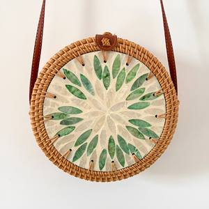 Eco friendly rattan <b>mother</b> <b>of</b> <b>pearl</b> inlay bag purses new arrival cheap cost woman handbag purse - Product Image 1