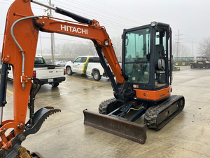 Mini-excavatrice Hitachi ZX35U-5 d'occasion, moteur Yanmar 28,4 CV, 3,5 tonnes, excavatrice sur chenilles à oscillation zéro - Product Image 4