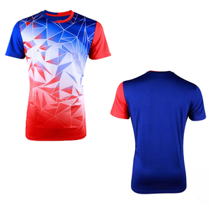 T-shirts personnalisés par sublimation pour hommes et femmes, impression intégrale, 100% coton, respirant, durable, tissu à séchage rapide, support OEM pour les commandes en gros - Product Image 1