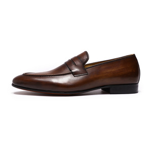 Retro Pattern Shoes with Perforated Toe and Cushioned <b>Insole</b> Dress Shoes for Men Fashion Shoes Men - Product Image 3