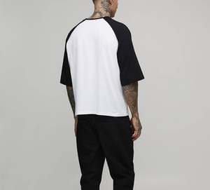 T-shirt à manches contrastées de style streetwear américain, en coton pur, avec logo personnalisé, impression par transfert thermique, haut pour garçons universitaires - Product Image 2