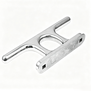 Borne d'amarrage carrée en acier inoxydable AISI 316 de qualité marine, robuste pour bateaux, yachts et marinas - Product Image 5