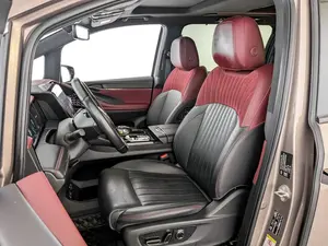 2024 M8 AWD Coche de bajo kilometraje con transmisión automática, volante a la izquierda, gasolina/eléctrico, en buen estado - Product Image 5